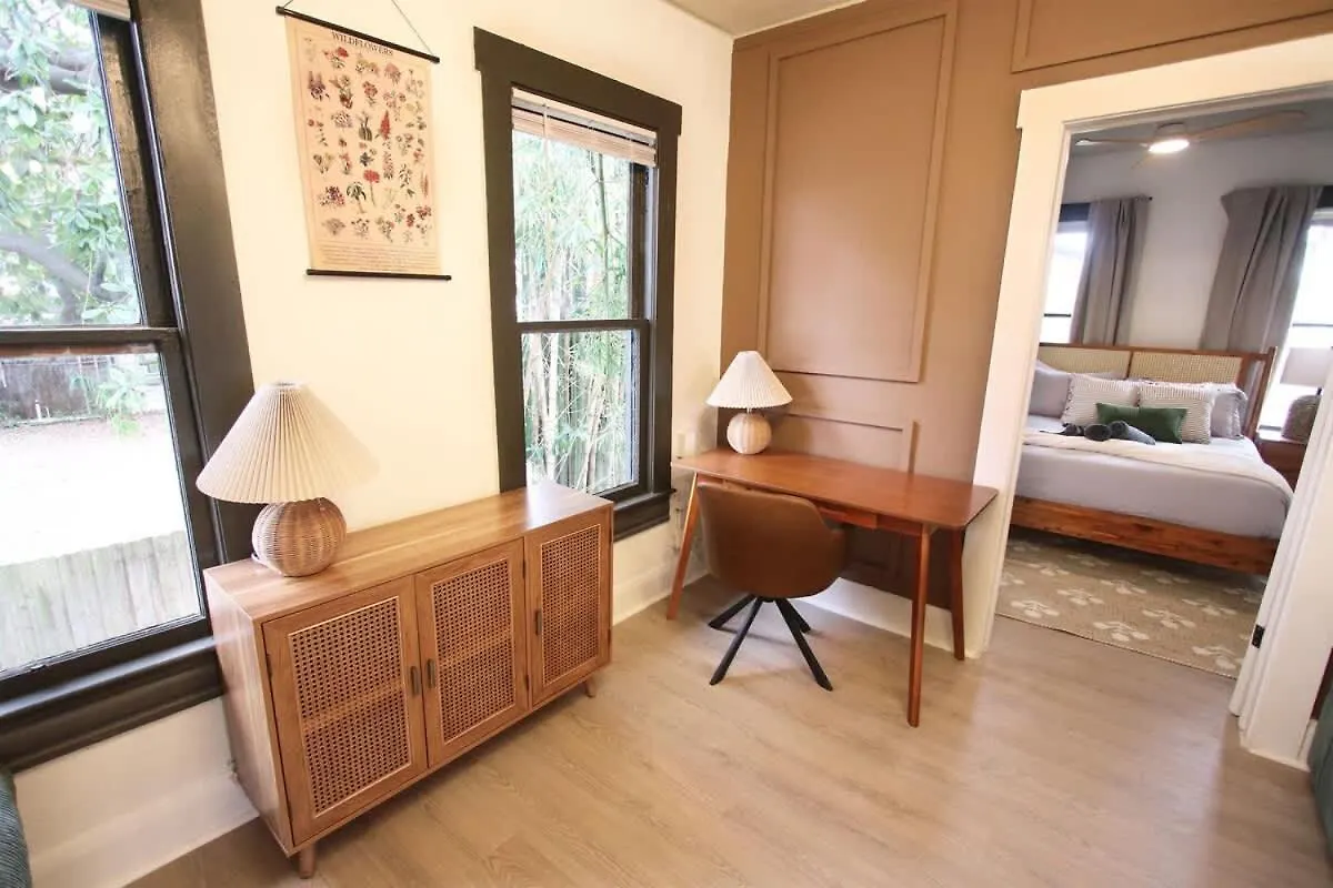 Vakantiehuis Walkable, Outdoor Oasis, Bbq, Firepit And Bocce Ball Tampa Verenigde Staten